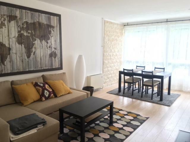 T2 Proche Paris Et Gare Tgv Massy Apartment Massy  Exterior photo